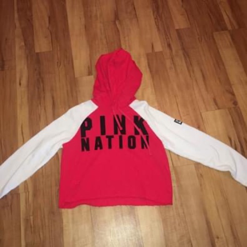 PINK Victoria’s Secret Cropped Hoodie